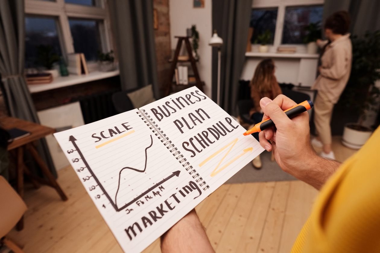 Phased keyword strategy planning for iGaming SEO